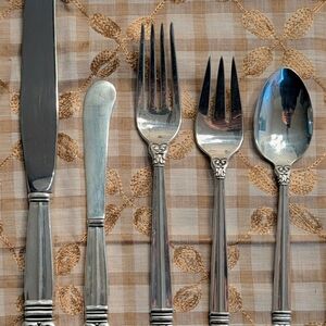 Classic Silver Flatware Set